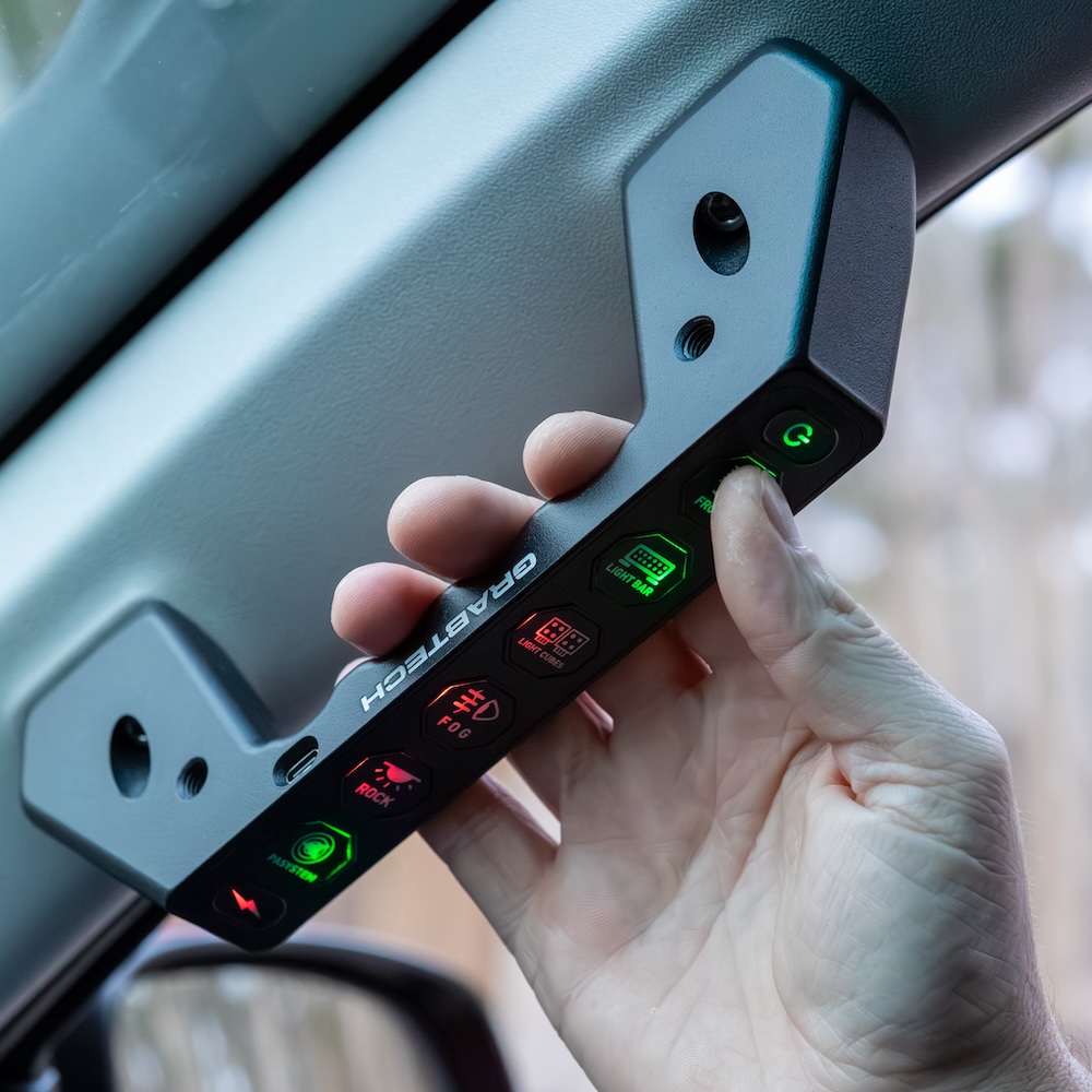 GrabTech-Integrated-Wireless-Grab-Handle-Switch-Panel-Australia-LC80-R4